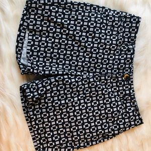 Women’s black and white print shorts